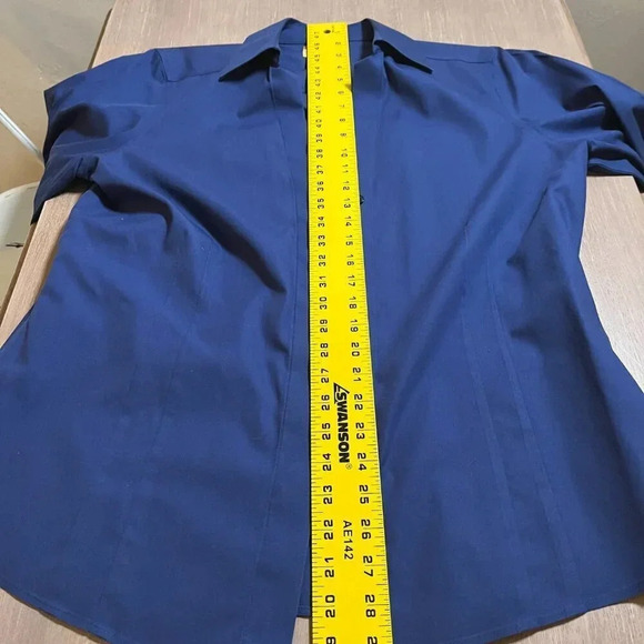 Women’s Gold Label Investments Button Down Top Size 12 - Picture 4 of 6